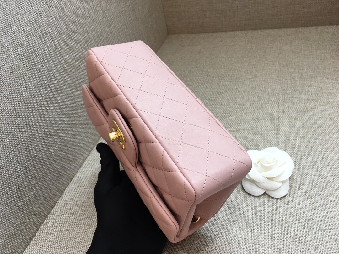 Small Classic Flap Lambskin Bag A01116 Pink/Gold